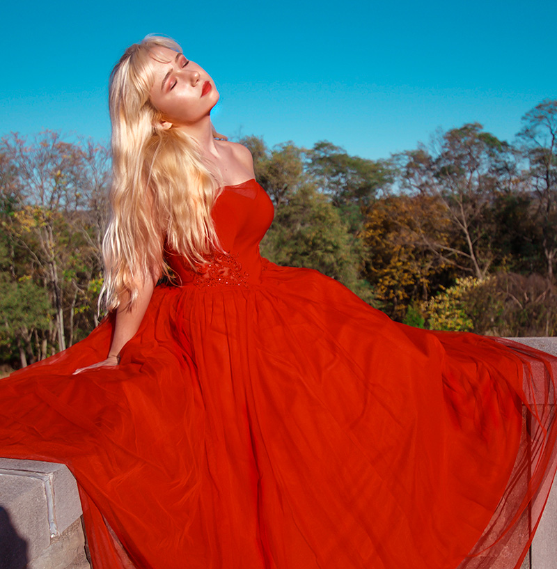 Red dress 1